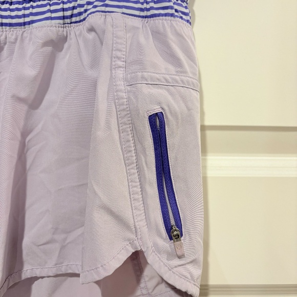 Lululemon Tracker Short III Pretty Purple Running Shorts Women's 6 ~ EXCELLENT - Picture 4 of 6